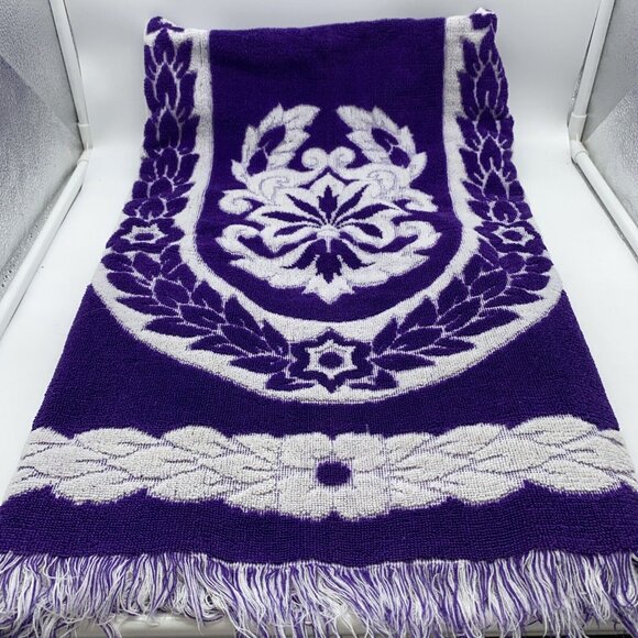 Vintage Fieldcrest Bath Towel Purple White Floral Fringed USA 45 X 25 in Retro - Picture 12 of 16
